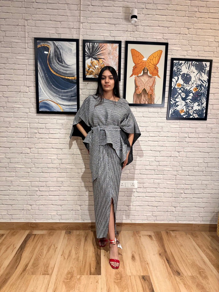 Rougé Pleated Dress